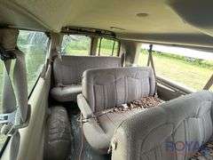 2000 Chevrolet 3500 Express Passenger Van