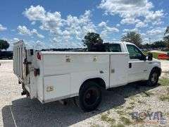 2006 Ford F-350 Reading Service Truck with Liftgate