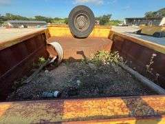 12-Wheel Pneumatic Pull-Behind Asphalt Compactor