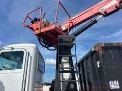 2018 Peterbilt 348 T/A Pac-Mac Forestry Grapple Truck
