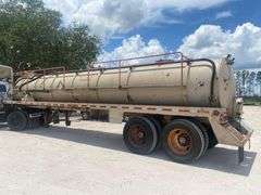 2005 Superior  Trailers VT130 T/A Tanker Trailer