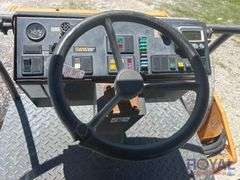 2014 Case SV212 Smooth Drum Vibratory Dirt Compactor