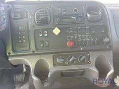 2014 Freightliner 114SD T/A McNeilus 2513 25Yd Rear Loader Garbage Truck