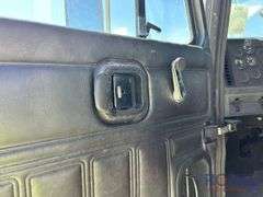 2000 Mack CH612 Wet Kit Day Cab Truck Tractor
