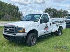2005 Ford F-250 4x4 Reading Crane Service Truck