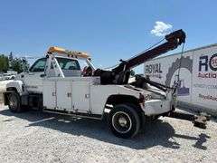 2001 Chevrolet C6500 Wrecker Tow Truck