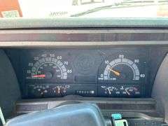 2001 Chevrolet C6500 Wrecker Tow Truck
