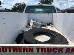 2005 Ford F-250 4x4 Reading Crane Service Truck