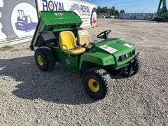 2015 John Deere TS Gator 4x4 Utility Cart