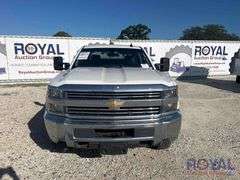 2017 Chevrolet Silverado 3500 HD 4x4 Crew Cab Reading Service Truck