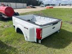 Ford Super Duty 8ft. Truck Bed