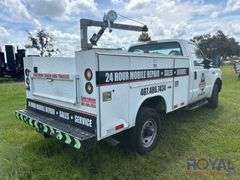 2005 Ford F-250 4x4 Reading Crane Service Truck