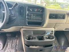 2000 Chevrolet 3500 Express Passenger Van