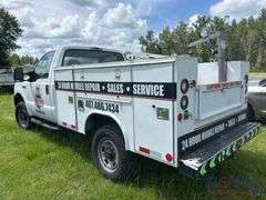 2005 Ford F-250 4x4 Reading Crane Service Truck