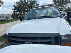 2000 Ford F-350 Pickup Truck
