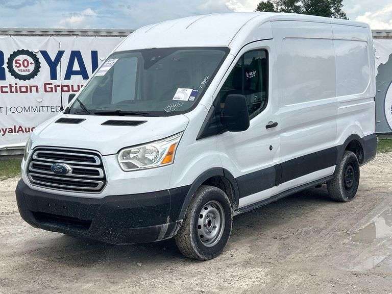 2015 Ford Transit 250 Cargo Van
