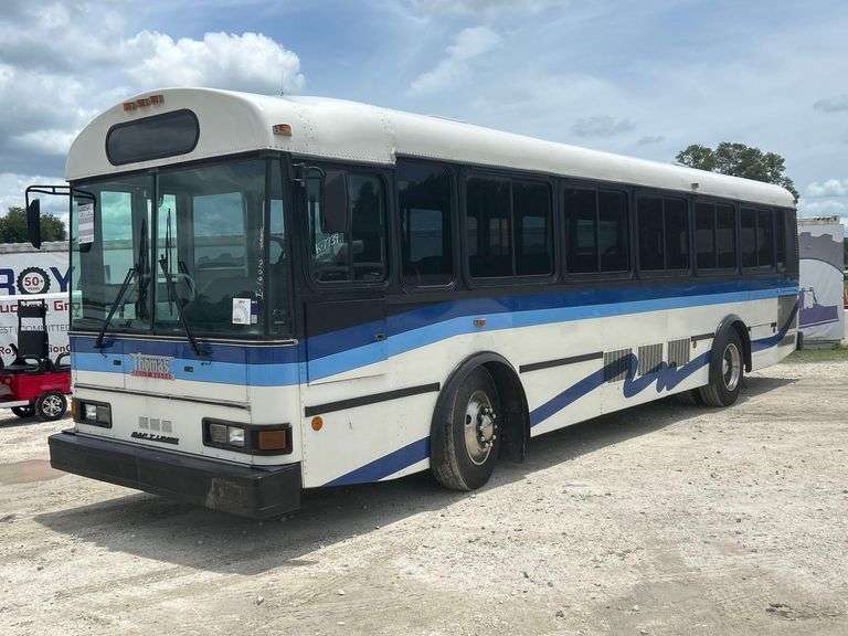 2000 Thomas Built Saf-T-Liner MVP-ER Transit Passenger Bus