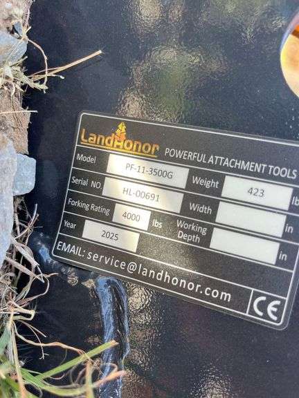 2025 LandHonor PF-11-3500G 4,000lbs 42in Pallet Fork Skid Steer Attachment