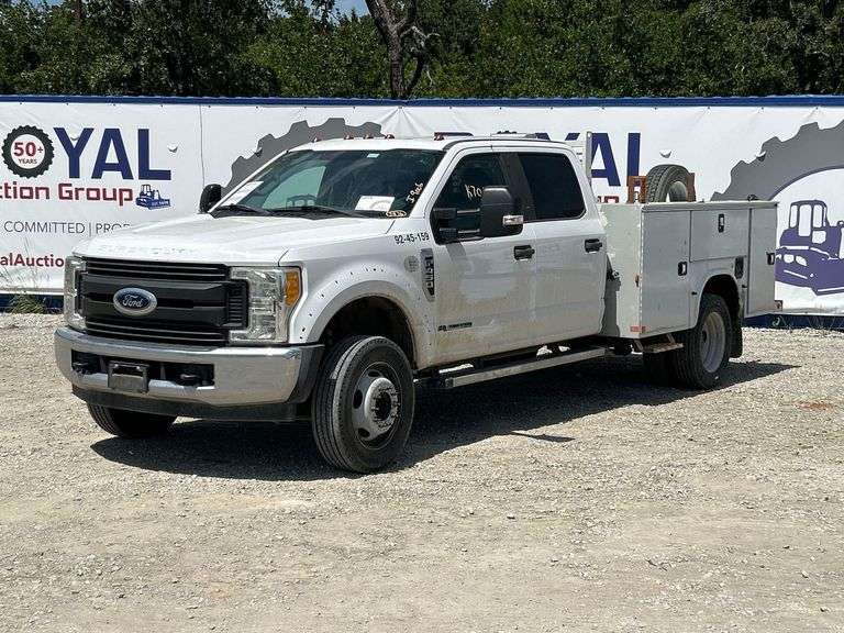 2017 Ford F-450 Crew Cab Knapheide Service Truck