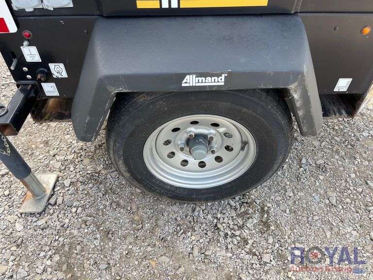 2019 Allmand Night-Lite V-Series S/A Towable Light Tower