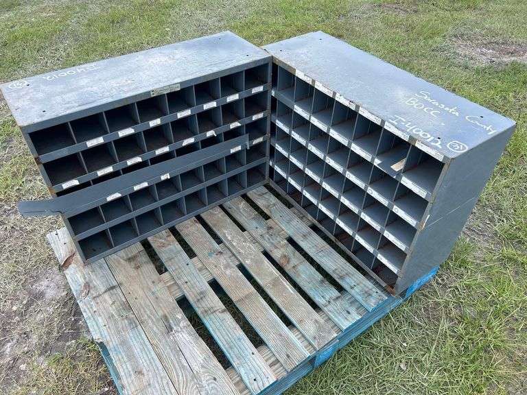 Storage Bolt Bins