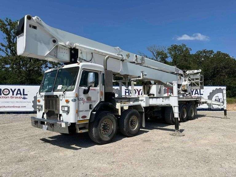 2014 Peterbilt 320 Altec AH150 150ft. Material Handler Bucket Truck