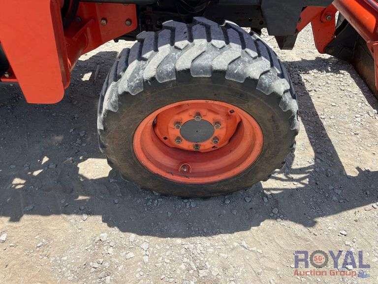 2001 Kubota L35 4WD Tractor Loader Backhoe
