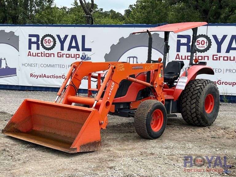 2011 Kubota M7040SUD 68HP 4WD Utility Loader Tractor