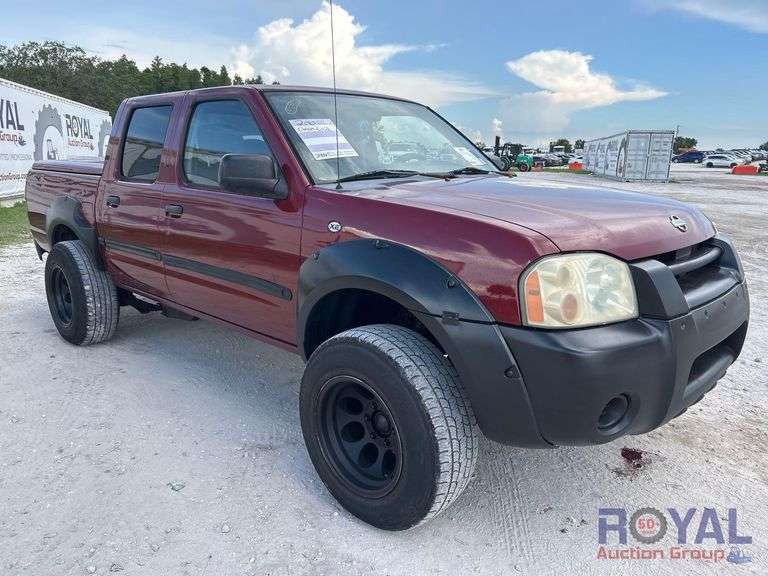 2001 Nissan Frontier Crew Cab Pickup Truck