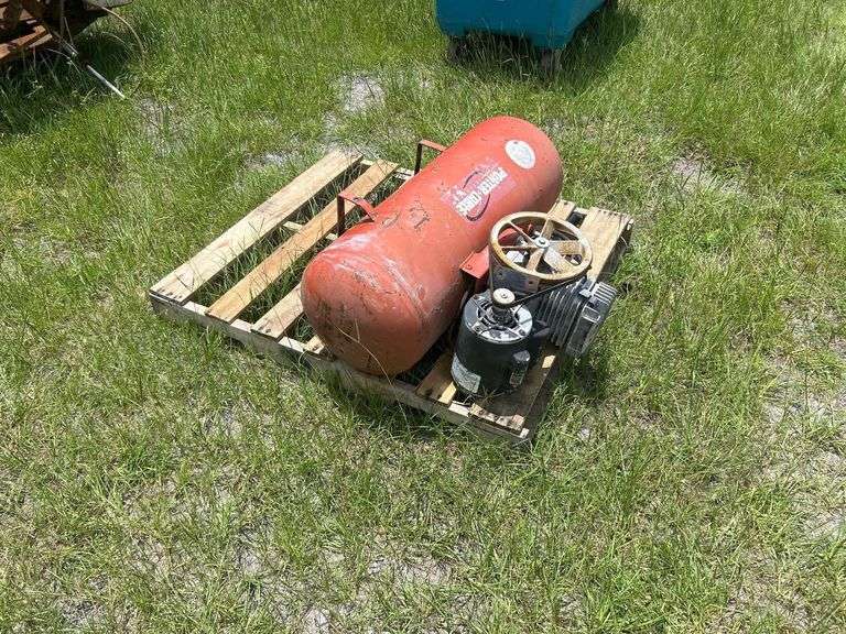 20 Gallon Porter-Cable Jetstream Air Compressor