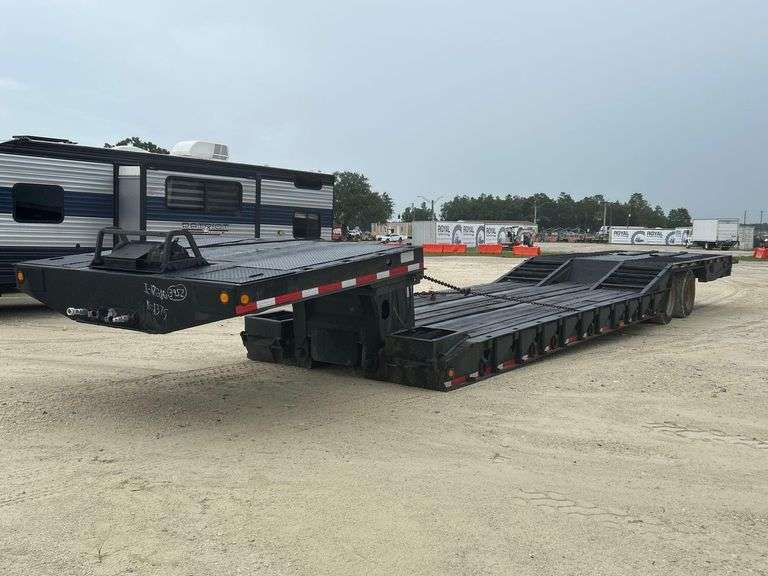2000 Trail King TK70DGHT 45 Ton 44ft. Step Deck T/A Hydraulic Tail Trailer