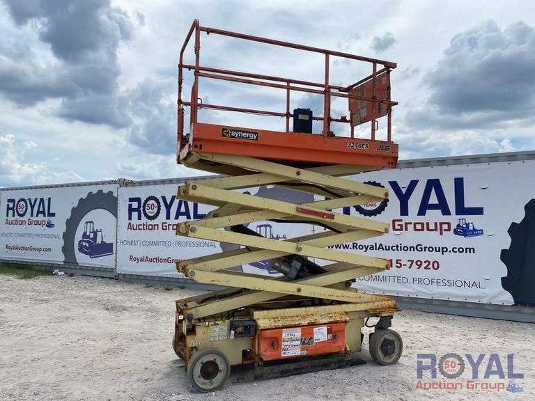 2018 JLG 3246ES 32FT. Electric Scissor Lift