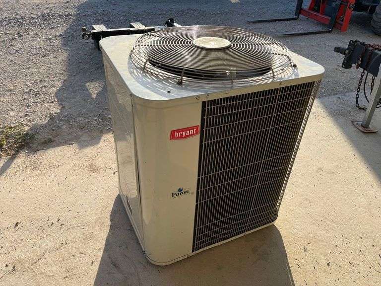 Bryant 650AN048-E A/C Unit
