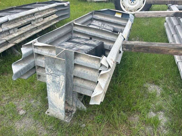 Redirective Crash Cushion Guardrail