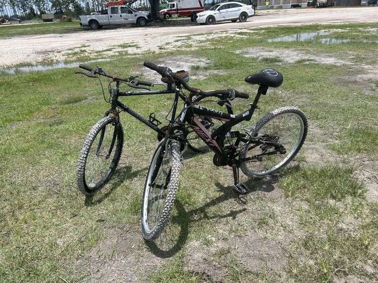 Lot of 2 Mountain Bikes