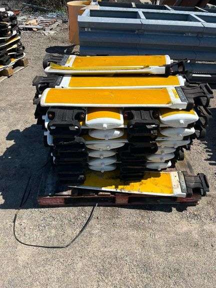 Quick Kurb Continuous Curbing System with MEGA MARKER