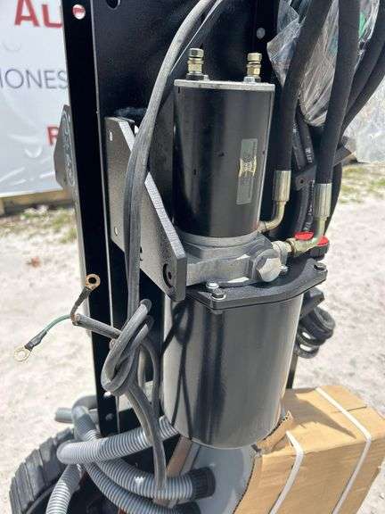 2024 iDrive TDS-2010H Pro Jack M2 Electric Trailer Jack System