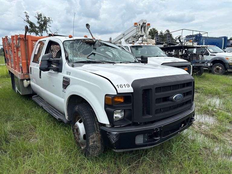 2008 Ford F-350 Stake Body Truck
