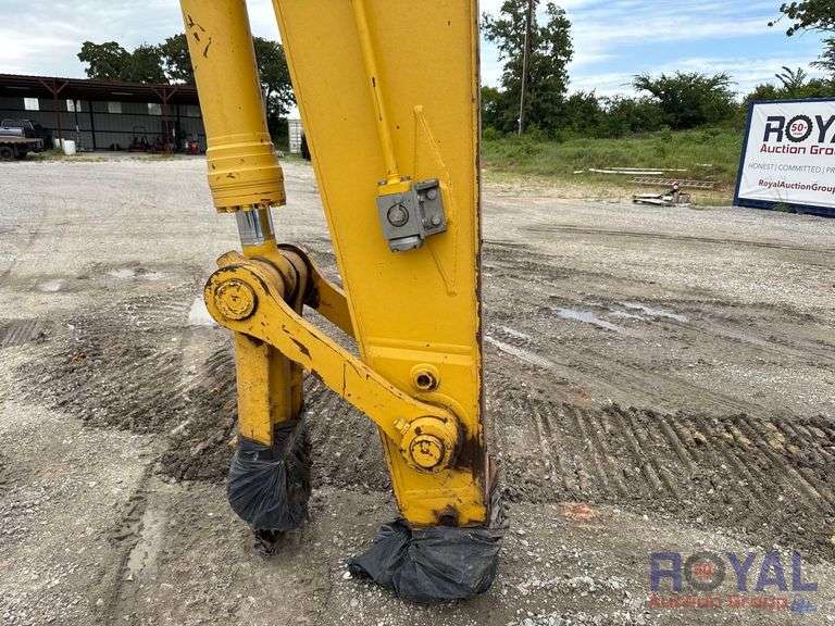 2019 Komatsu PC490LC Hydraulic Excavator
