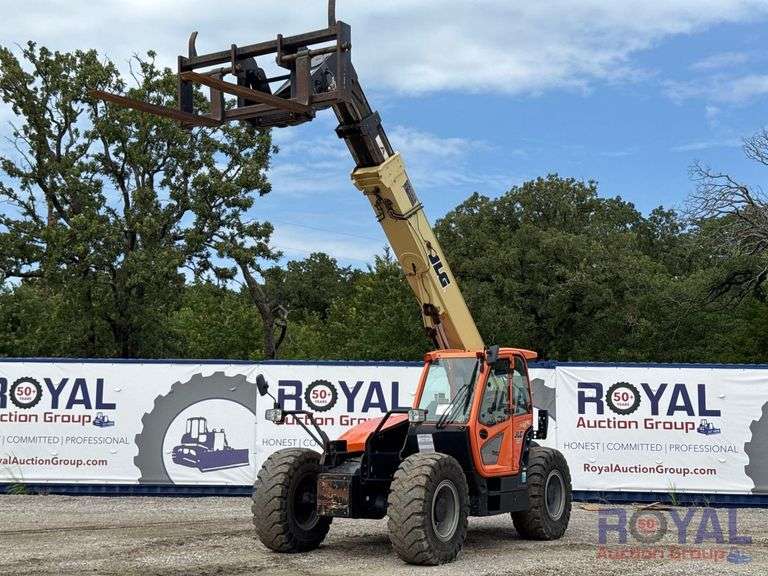 2018 JLG 1644 4x4 15,600lb High-Capacity Rough Terrain Telehandler