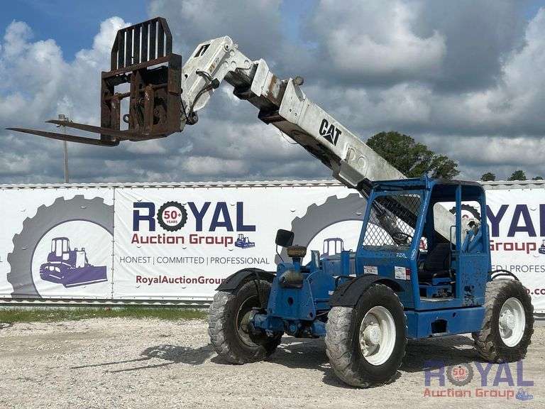 1998 Caterpillar TH63 6,000LB 4x4 Rough Terrain Telehandler