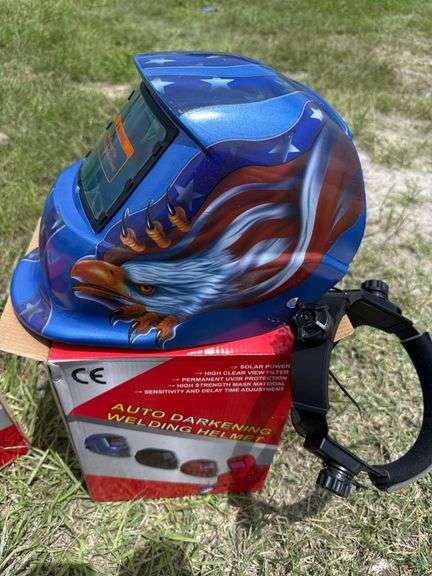 2025 Unused Auto Darkening Welding Helmet