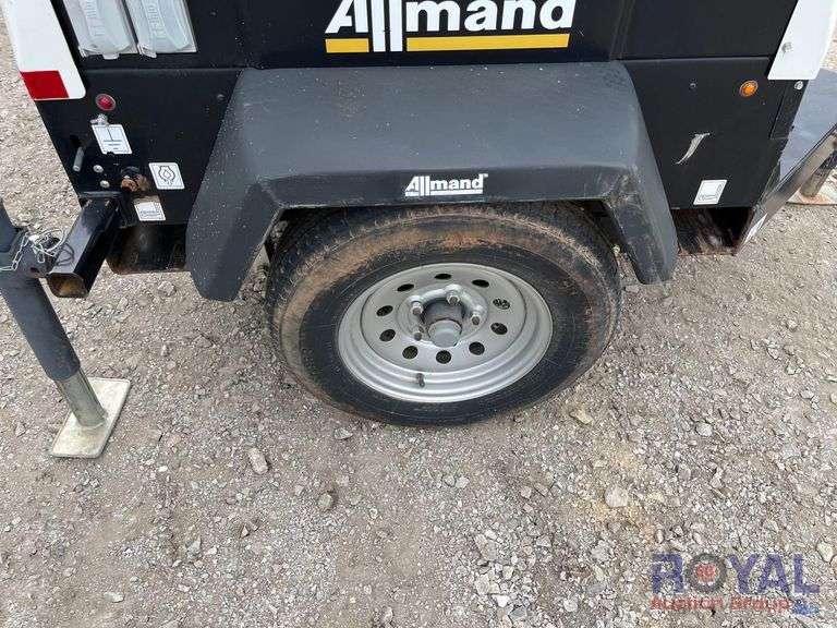 2019 Allmand Night-Lite V-Series S/A Towable Light Tower