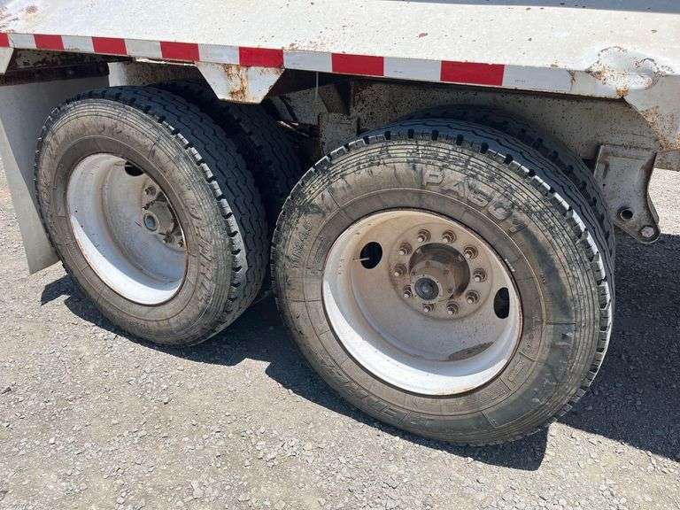 2005 Construction Trailer Specialists BDT-40 Bottom Dump T/A 40ft Trailer