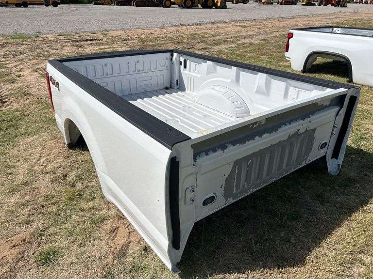 2017-2023 Ford Super Duty 4x4 Pickup Truck Bed