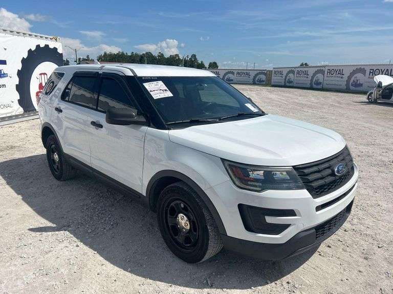 2017 Ford Explorer AWD SUV