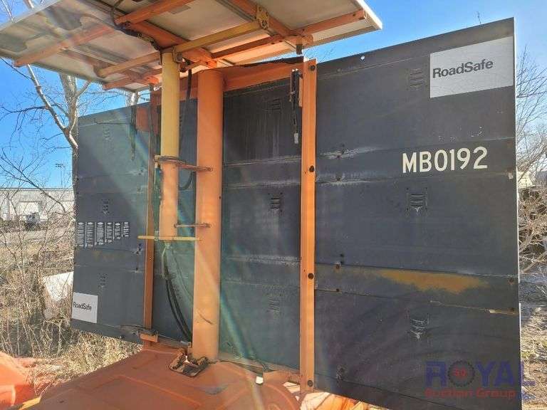 2000 ADDCO DH1000 Message Board