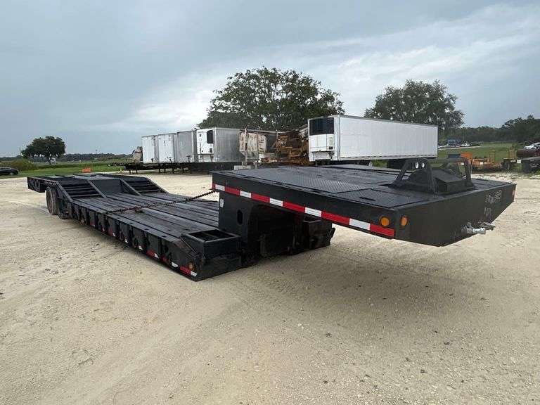 2000 Trail King TK70DGHT 45 Ton 44ft. Step Deck T/A Hydraulic Tail Trailer