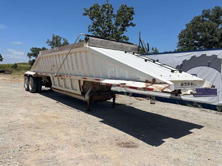 2005 Construction Trailer Specialists BDT-40 Bottom Dump T/A 40ft Trailer
