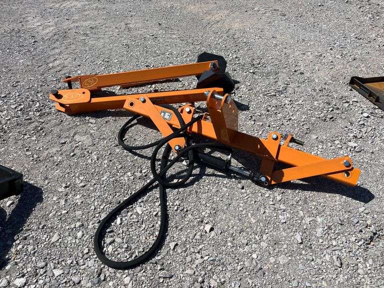 2024 LandHonor VSL-22-96W Cat II Hydraulic Hay Bale Unroller Attachment